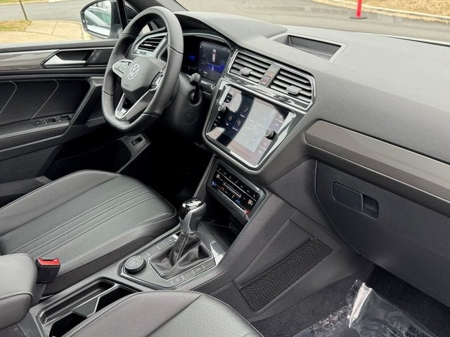2022 Volkswagen Tiguan 2.0T SE R-Line Black
