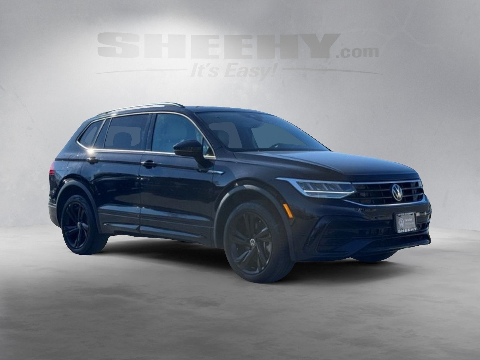 2023 Volkswagen Tiguan 2.0T SE R-Line Black