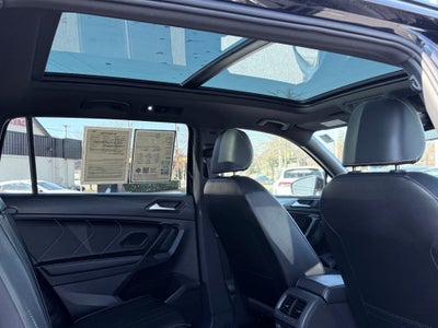 2024 Volkswagen Tiguan 2.0T SE R-Line Black