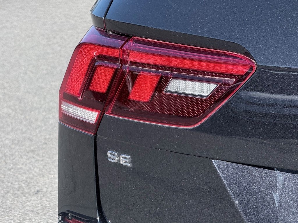 2024 Volkswagen Tiguan 2.0T SE R-Line Black