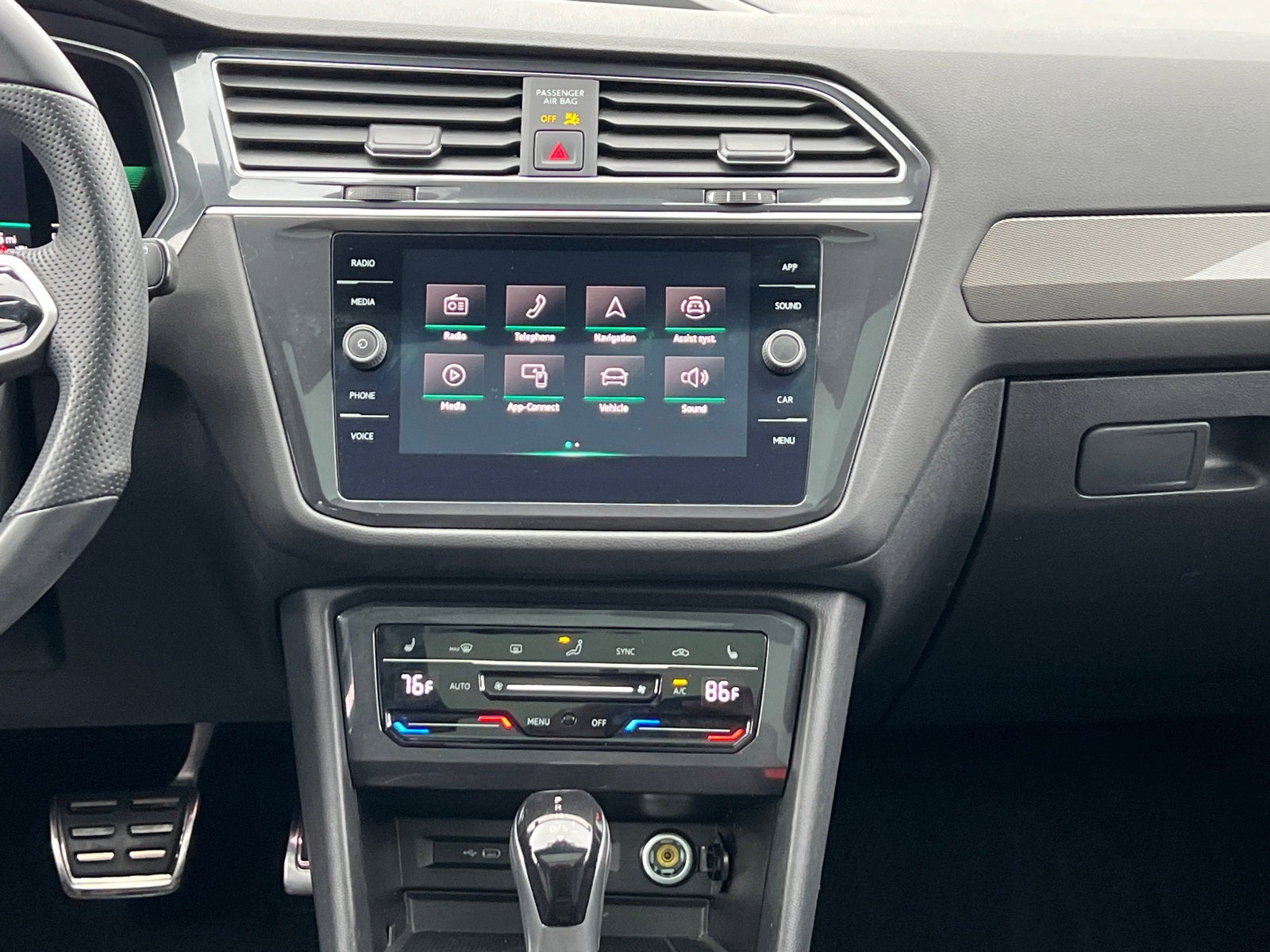 2022 Volkswagen Tiguan 2.0T SE R-Line Black