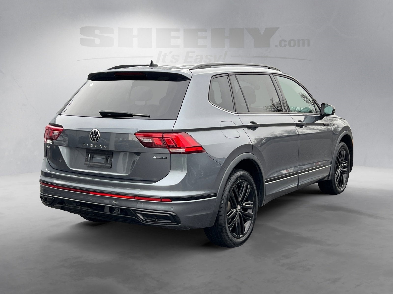 2022 Volkswagen Tiguan 2.0T SE R-Line Black