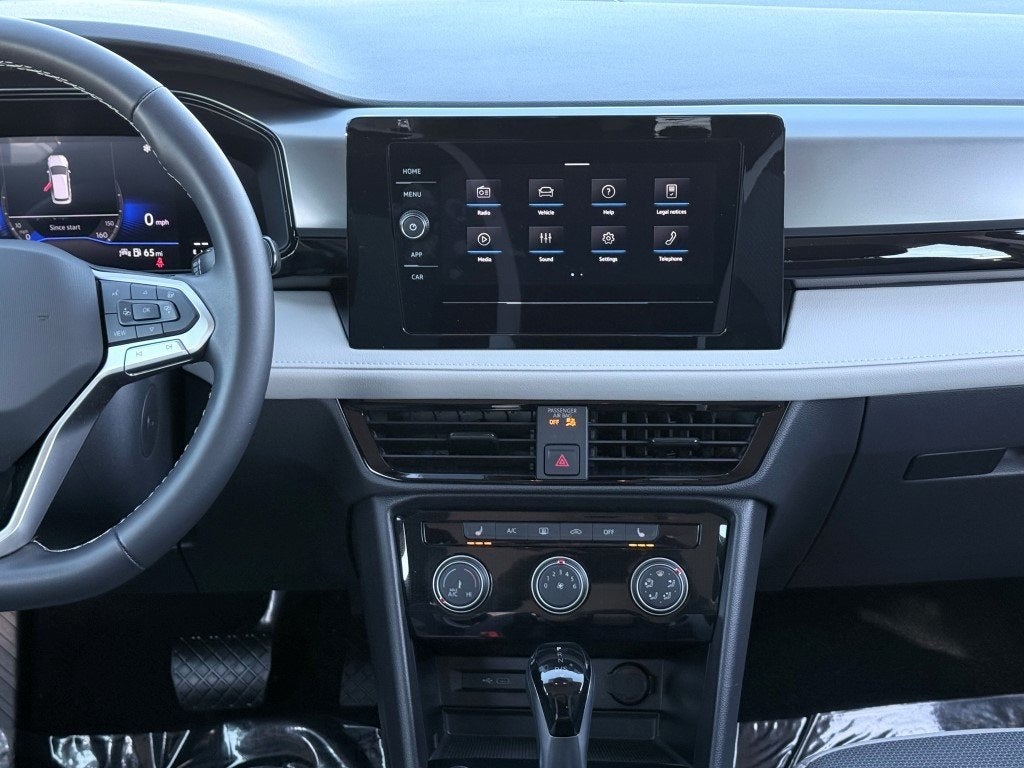 2025 Volkswagen Taos 1.5T S