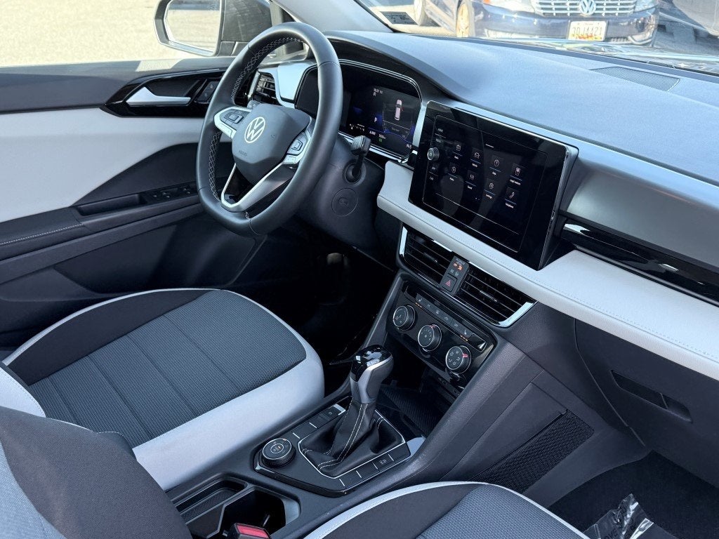 2025 Volkswagen Taos 1.5T S