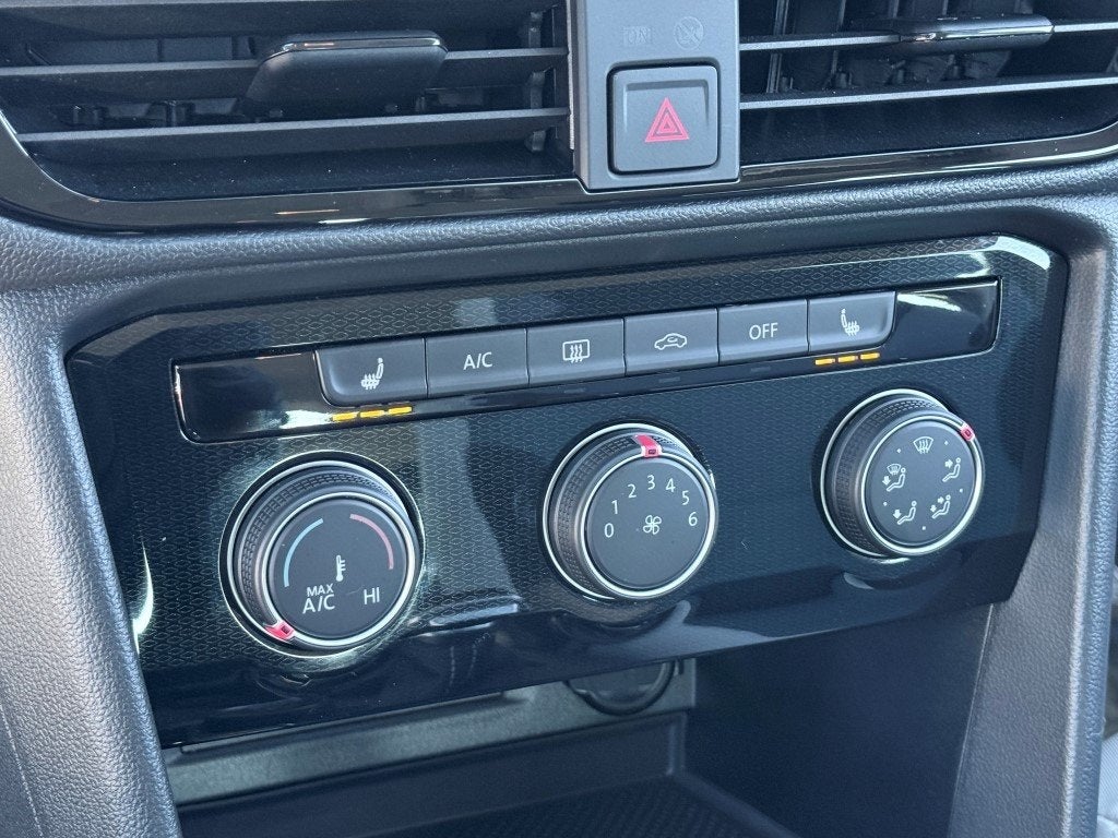 2025 Volkswagen Taos 1.5T S