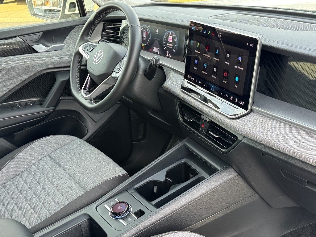 2025 Volkswagen Tiguan 2.0T S