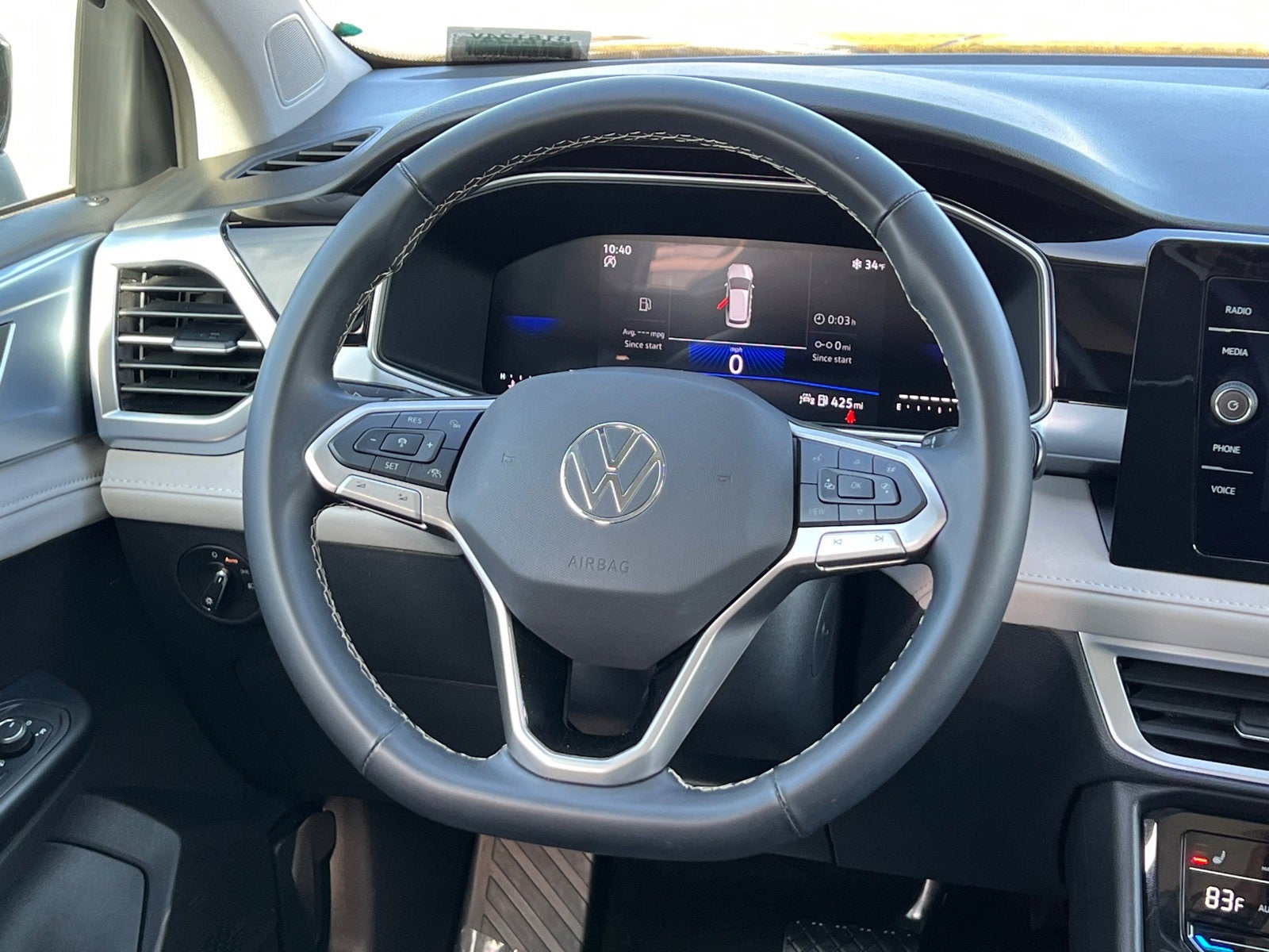 2025 Volkswagen Taos 1.5T SE