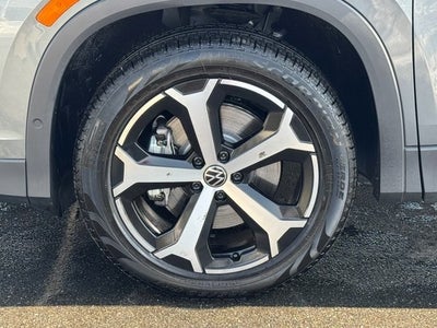 2025 Volkswagen Tiguan 2.0T SE