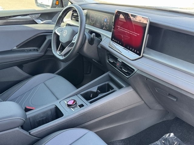 2025 Volkswagen Tiguan 2.0T SE