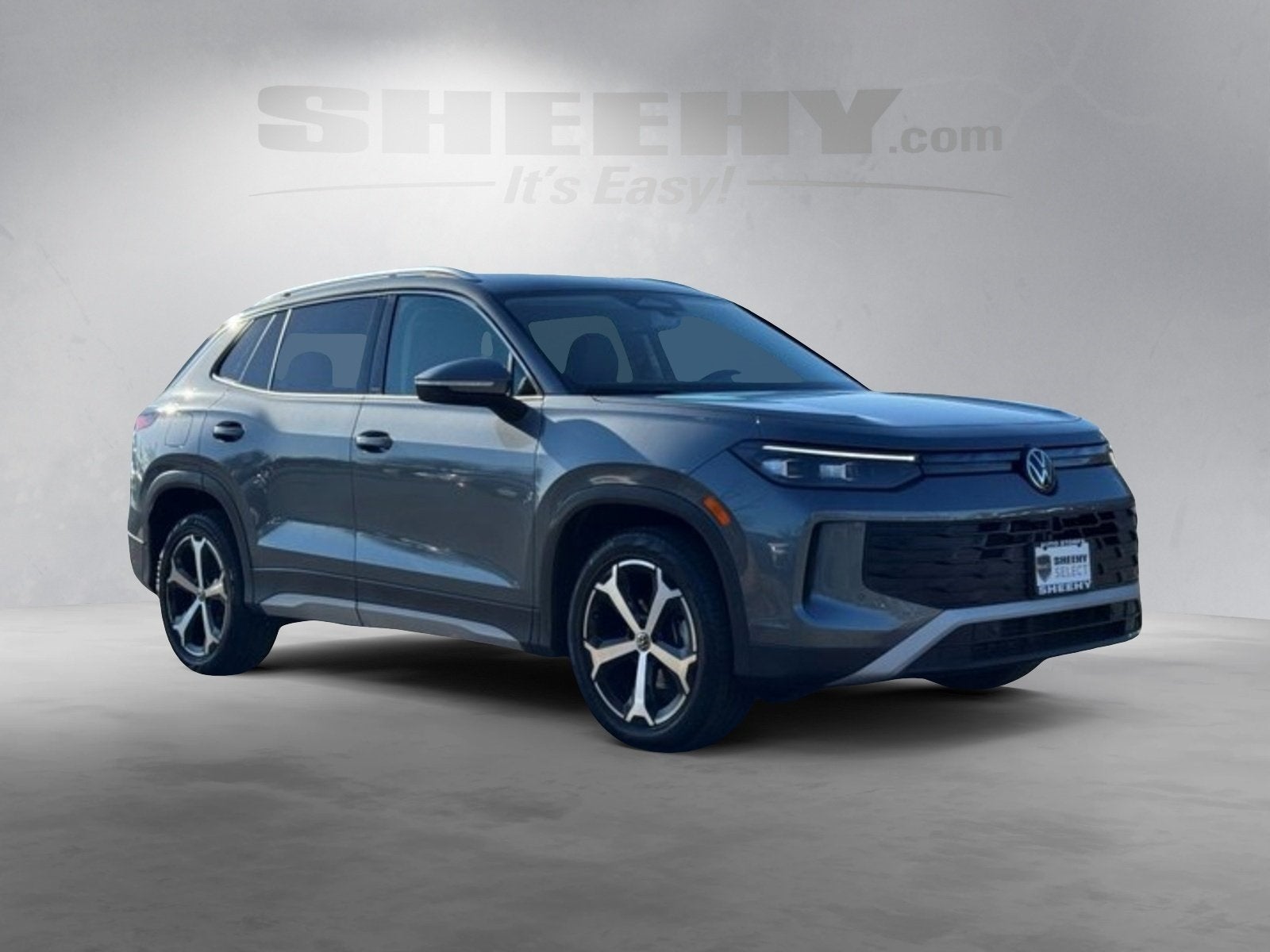 2025 Volkswagen Tiguan 2.0T SE