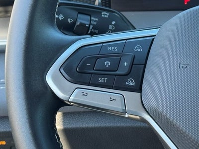 2025 Volkswagen Tiguan 2.0T SE