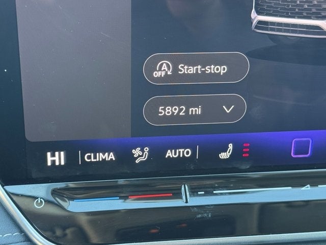 2025 Volkswagen Tiguan 2.0T SE