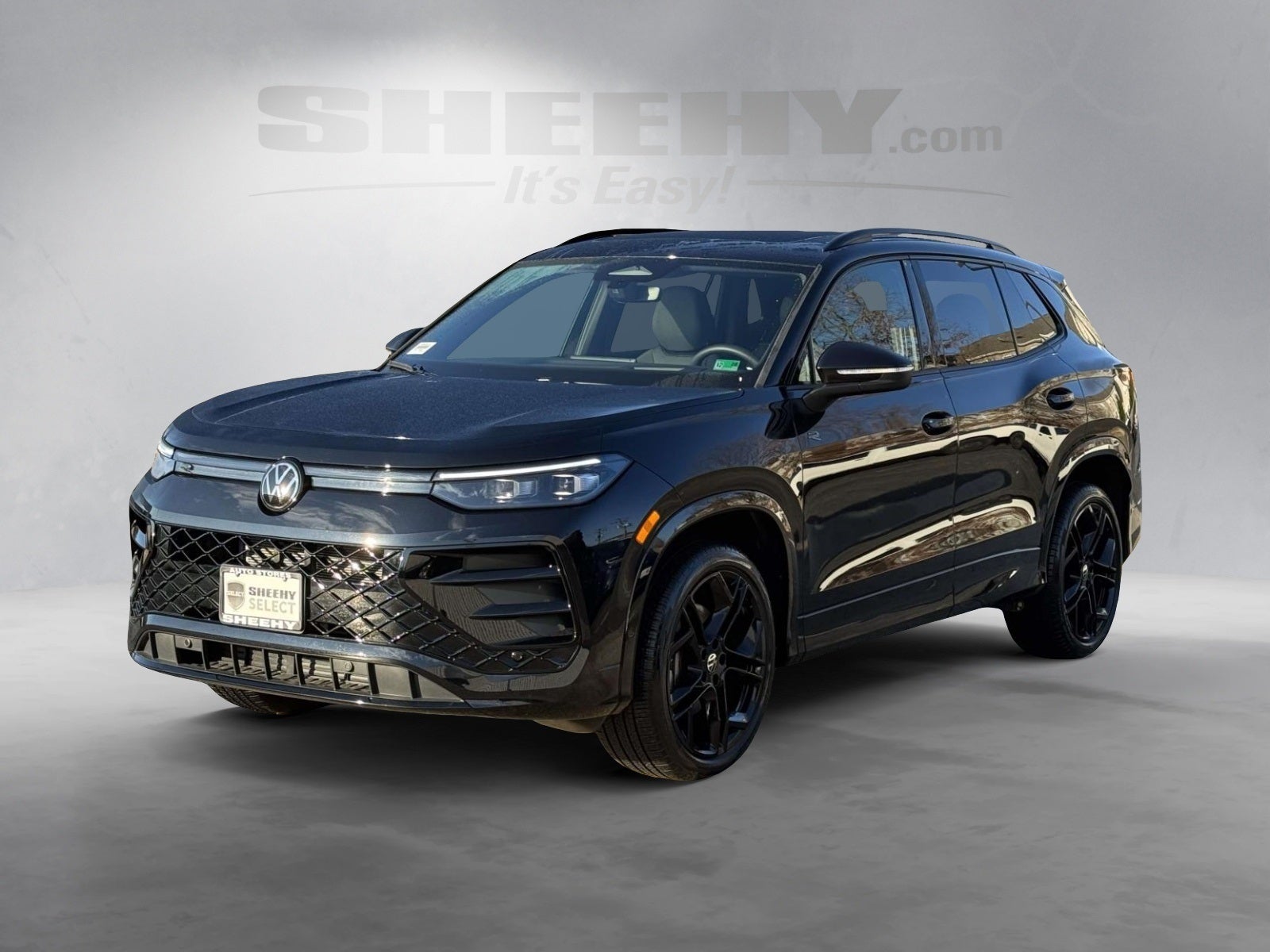 2025 Volkswagen Tiguan 2.0T SE R-Line Black