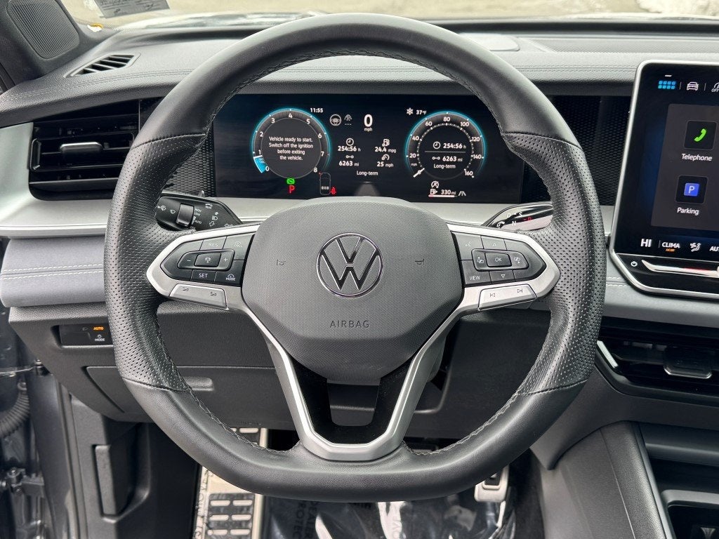 2025 Volkswagen Tiguan 2.0T SE R-Line Black