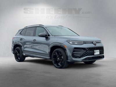 2025 Volkswagen Tiguan 2.0T SE R-Line Black