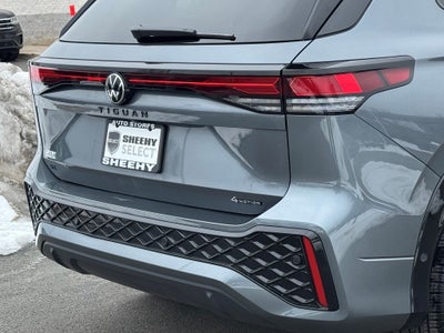 2025 Volkswagen Tiguan 2.0T SE R-Line Black