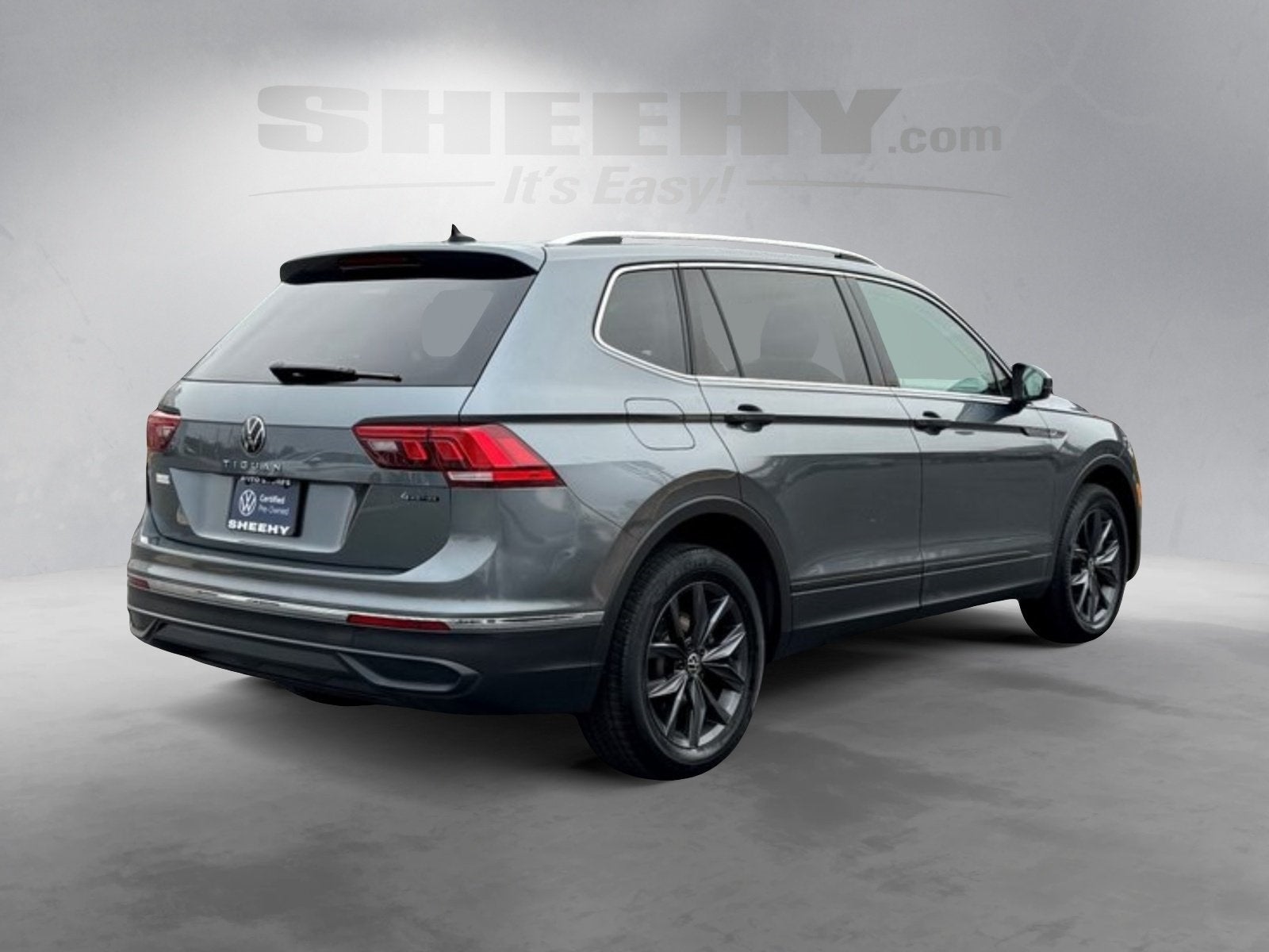 2023 Volkswagen Tiguan 2.0T SE