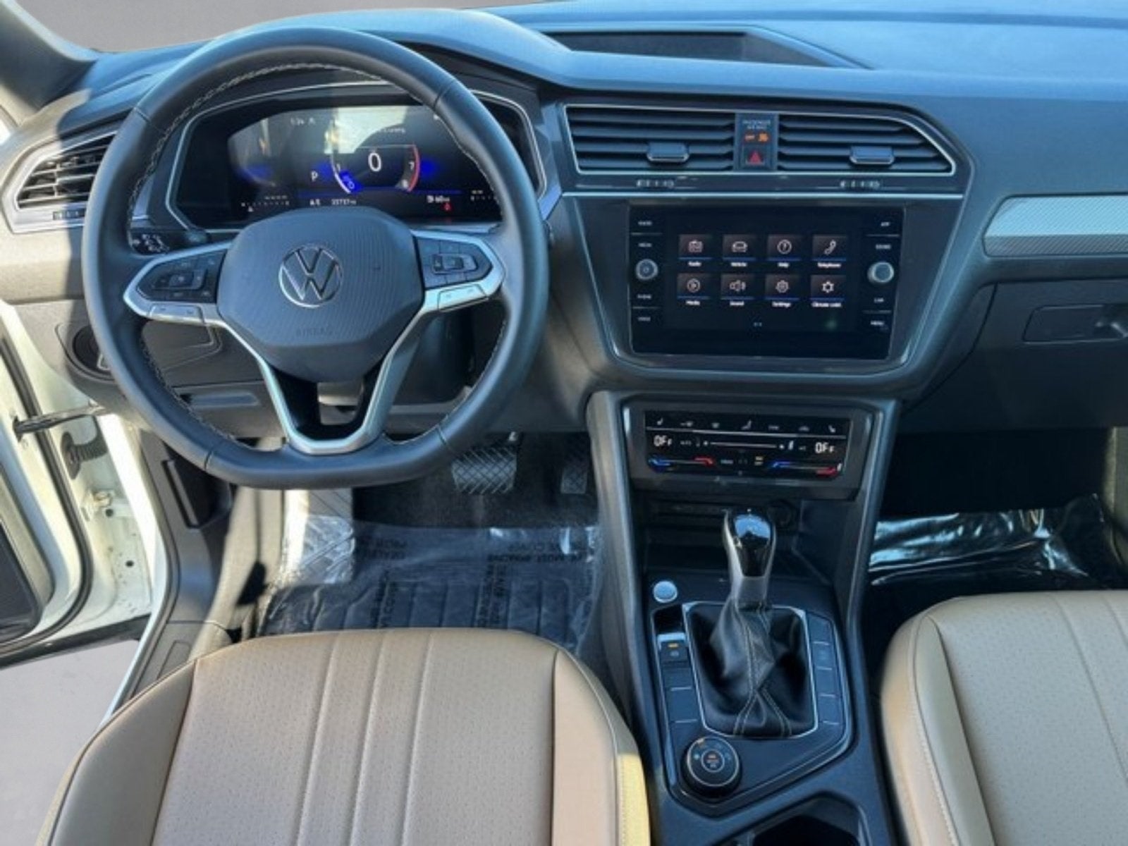 2024 Volkswagen Tiguan 2.0T SE