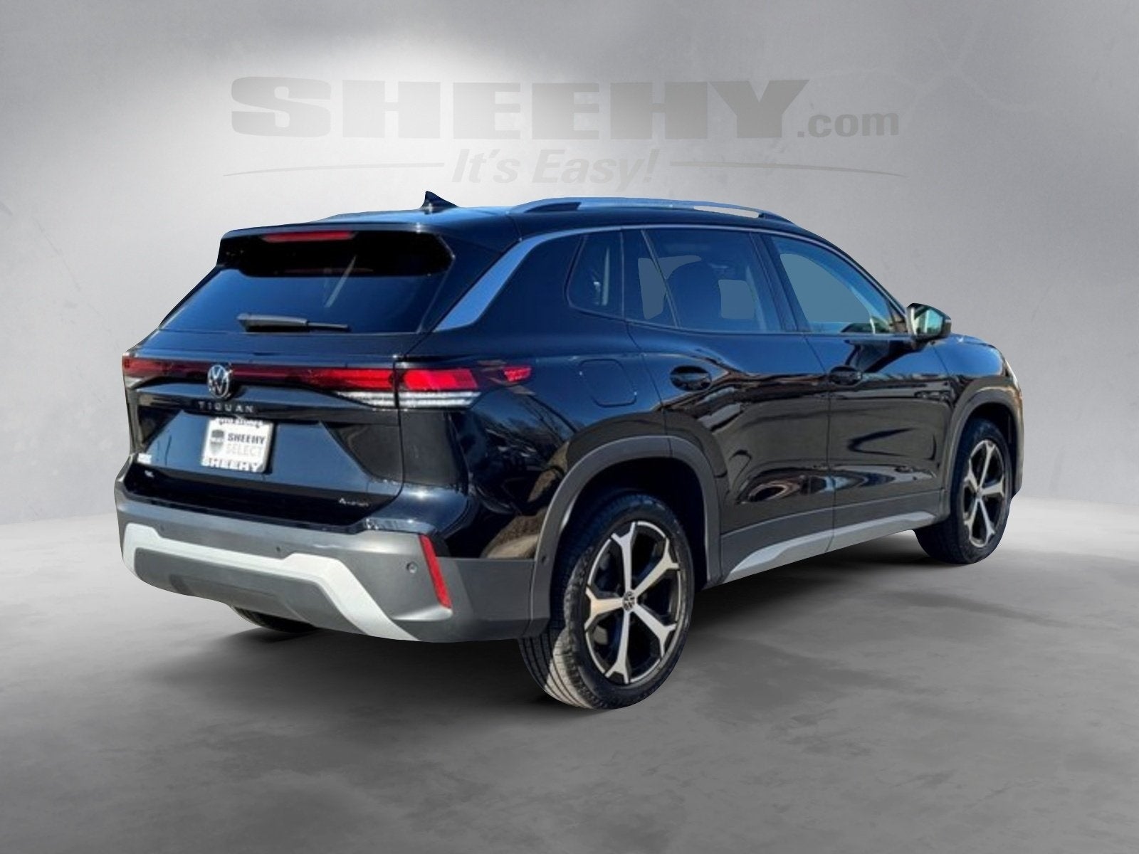 2025 Volkswagen Tiguan 2.0T SE