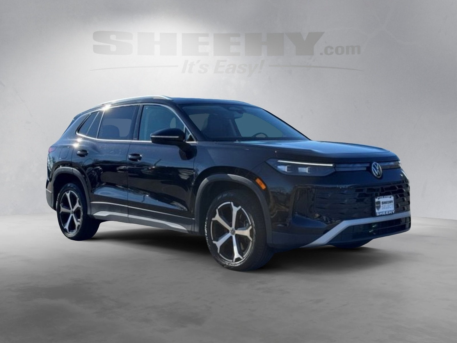 2025 Volkswagen Tiguan 2.0T SE