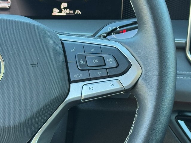 2025 Volkswagen Tiguan 2.0T SE