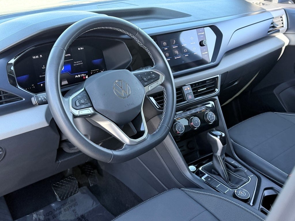 2023 Volkswagen Taos 1.5T SE