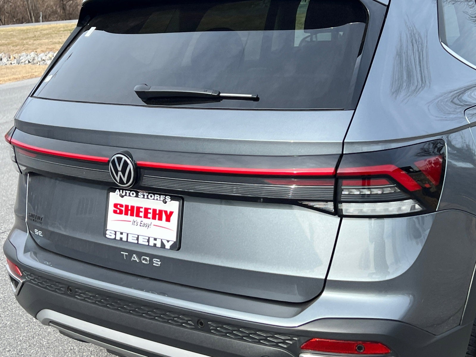 2025 Volkswagen Taos 1.5T SE