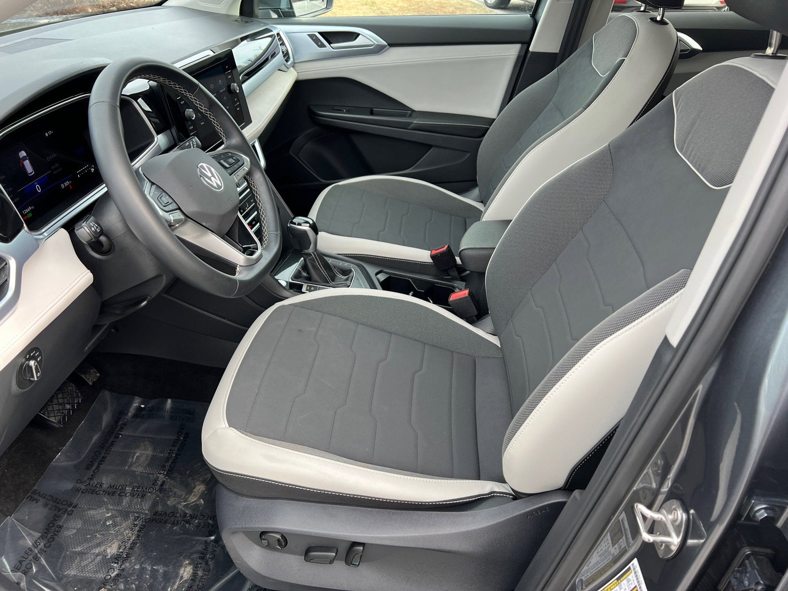 2025 Volkswagen Taos 1.5T SE