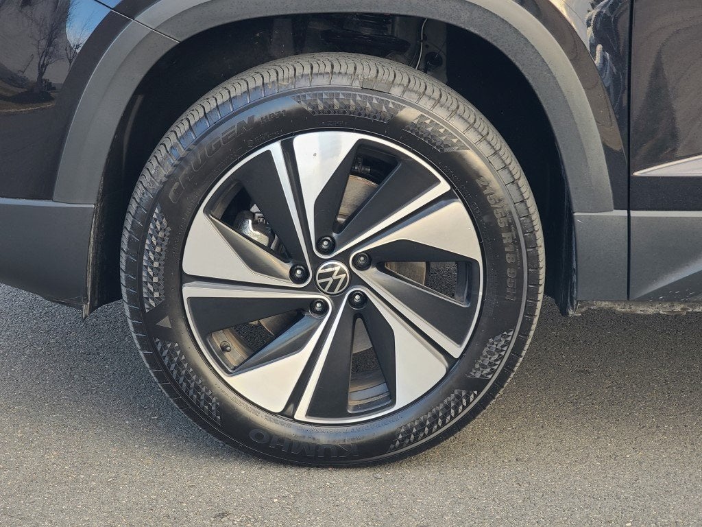 2025 Volkswagen Taos 1.5T SE