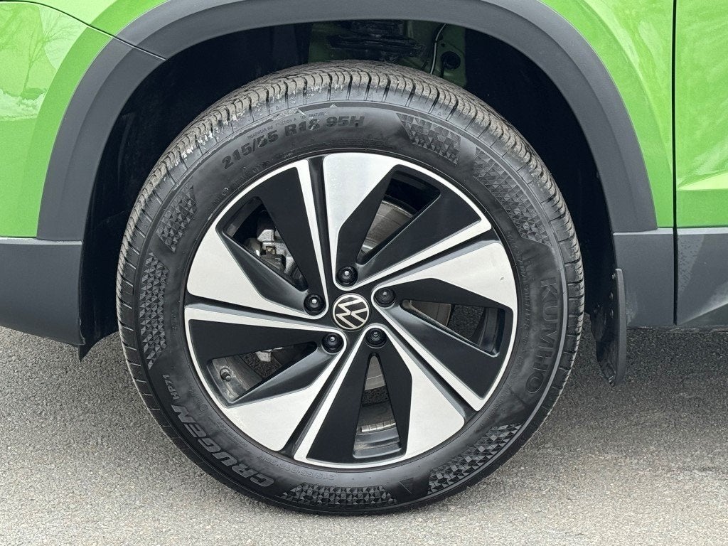 2025 Volkswagen Taos 1.5T SE