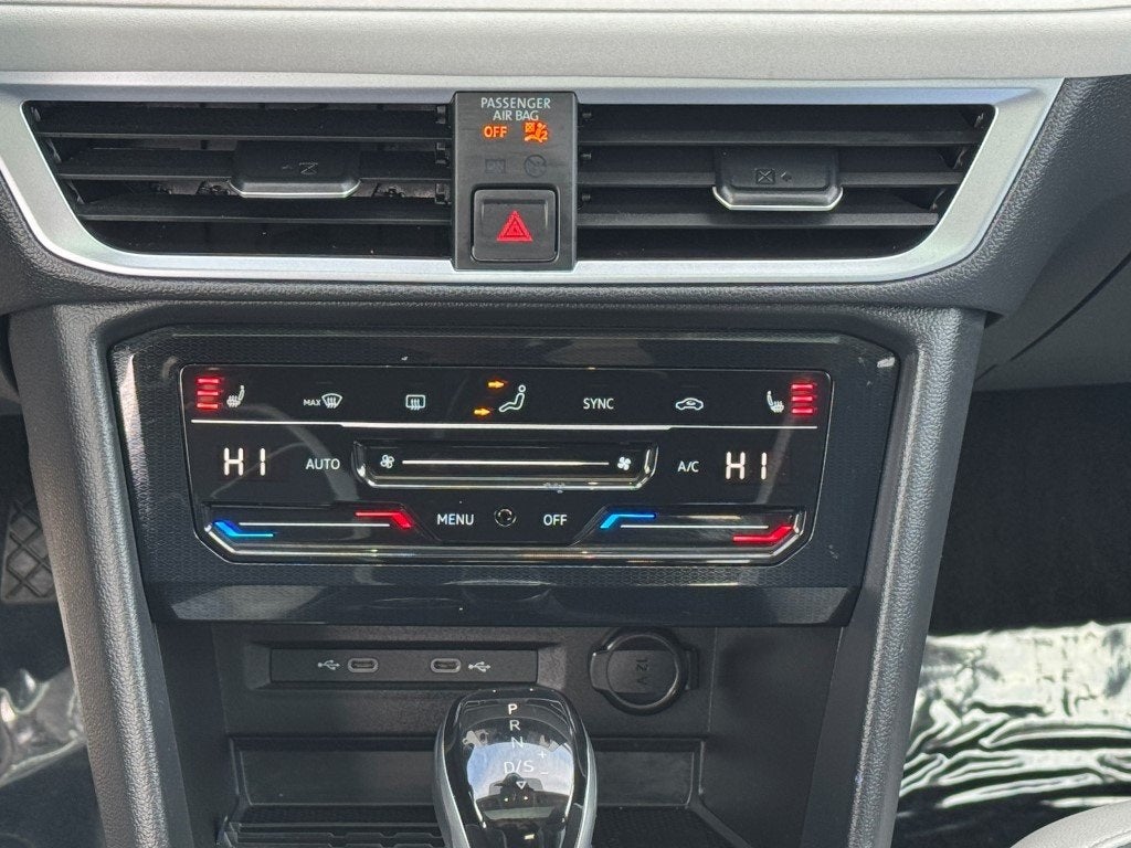 2025 Volkswagen Taos 1.5T SE