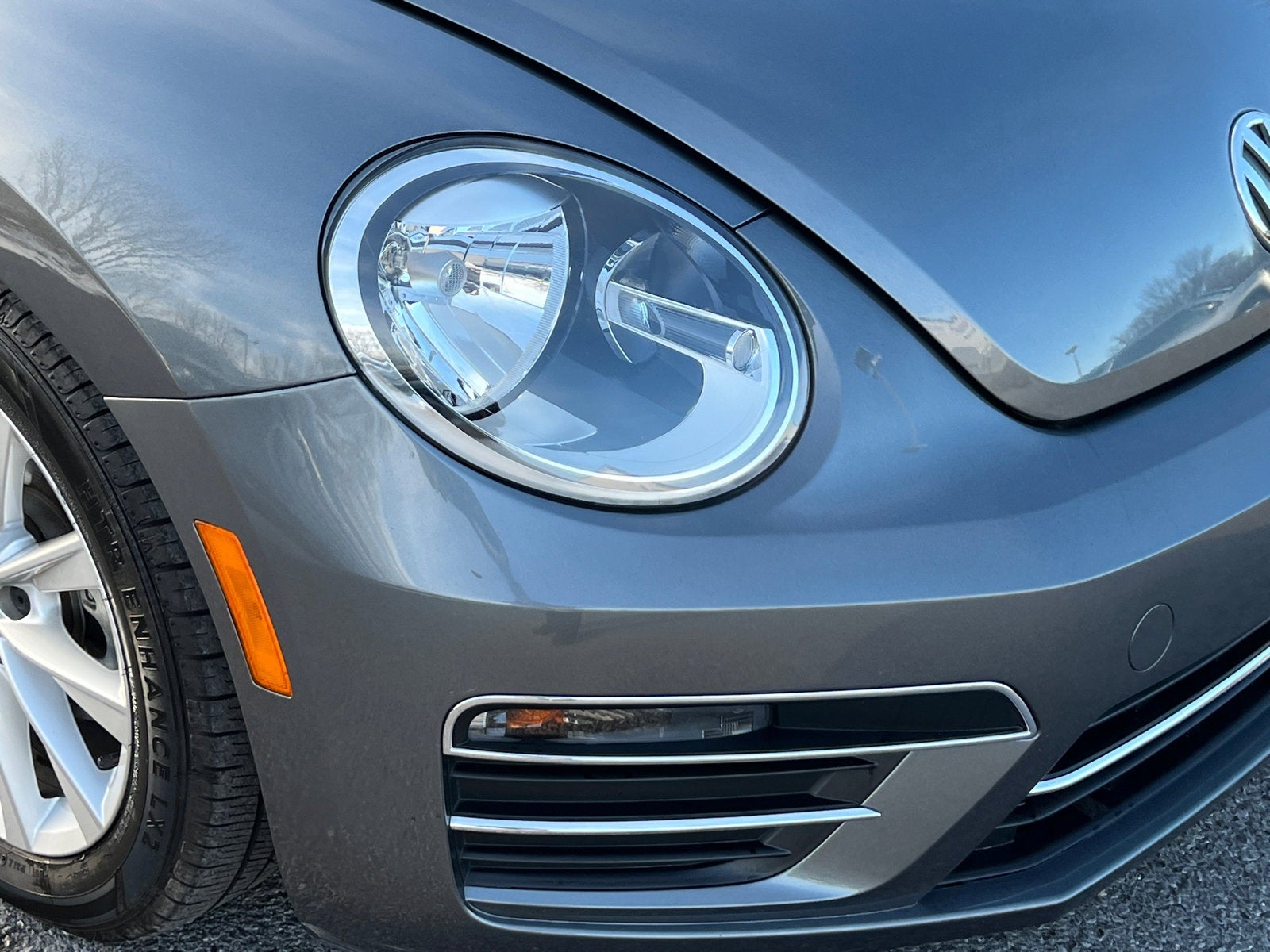 2018 Volkswagen Beetle 2.0T SE