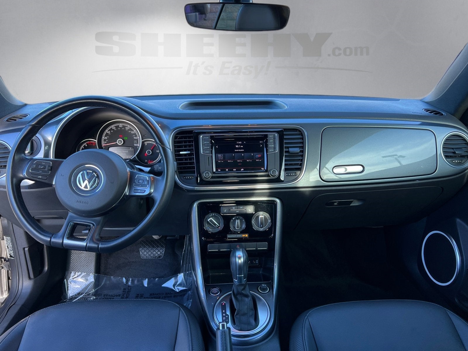 2018 Volkswagen Beetle 2.0T SE