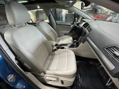 2016 Volkswagen Golf SportWagen TSI Limited Edition