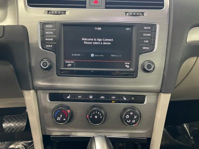 2016 Volkswagen Golf SportWagen TSI Limited Edition