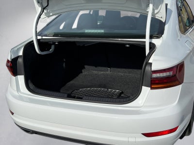 2019 Volkswagen Jetta R-Line