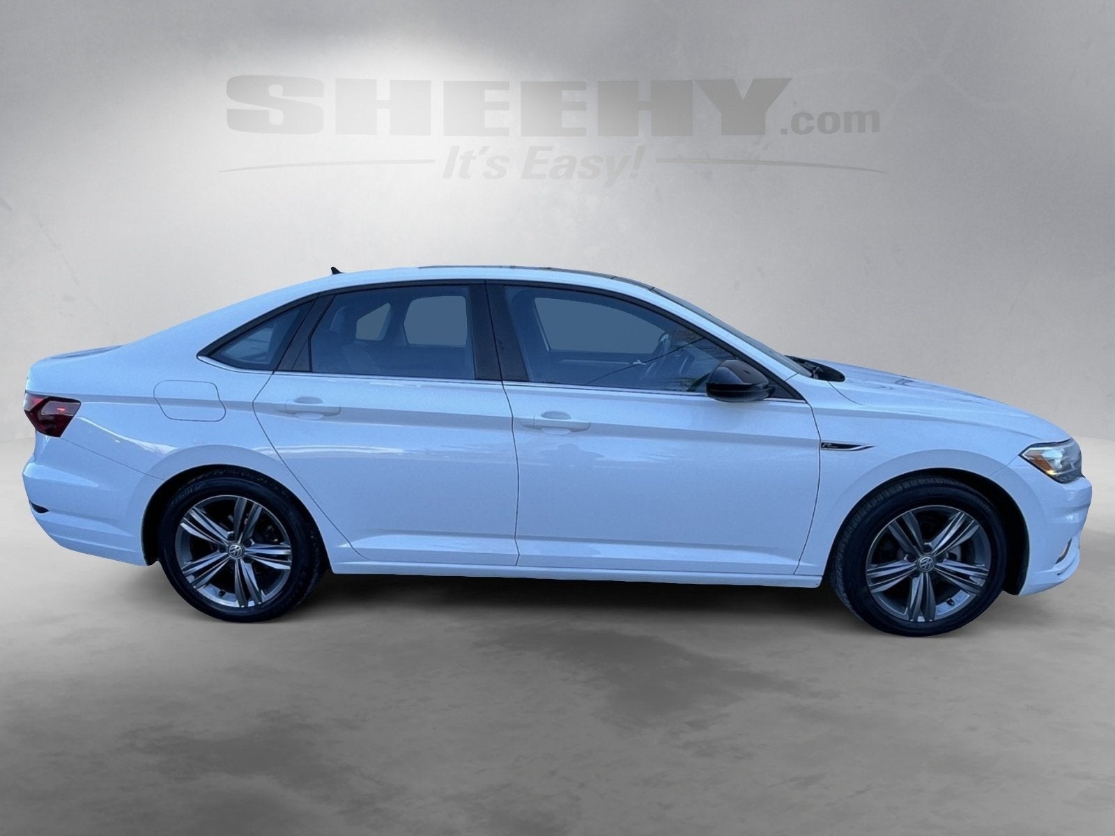 2021 Volkswagen Jetta R-Line