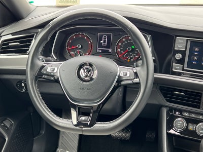 2021 Volkswagen Jetta R-Line