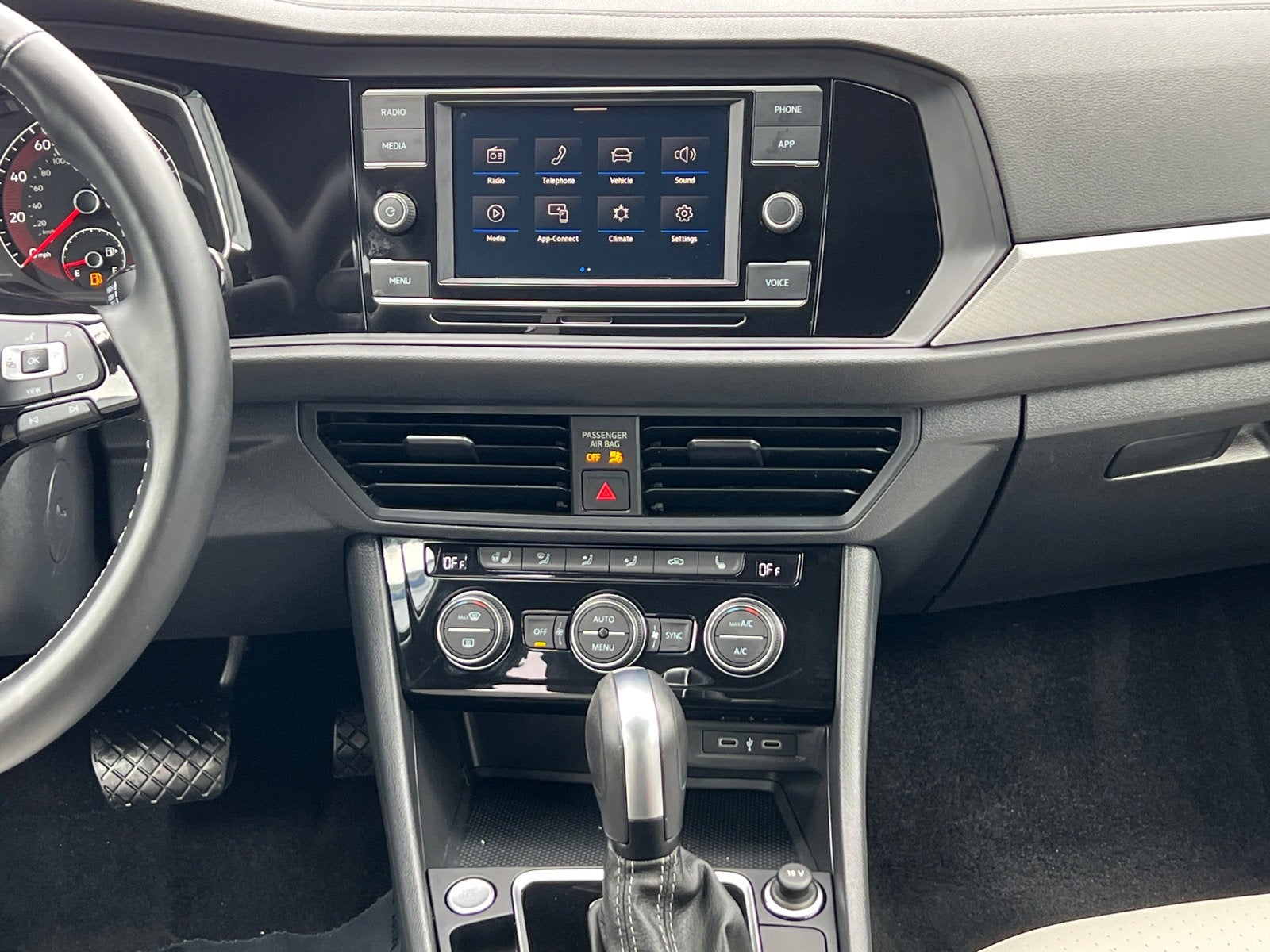 2021 Volkswagen Jetta R-Line