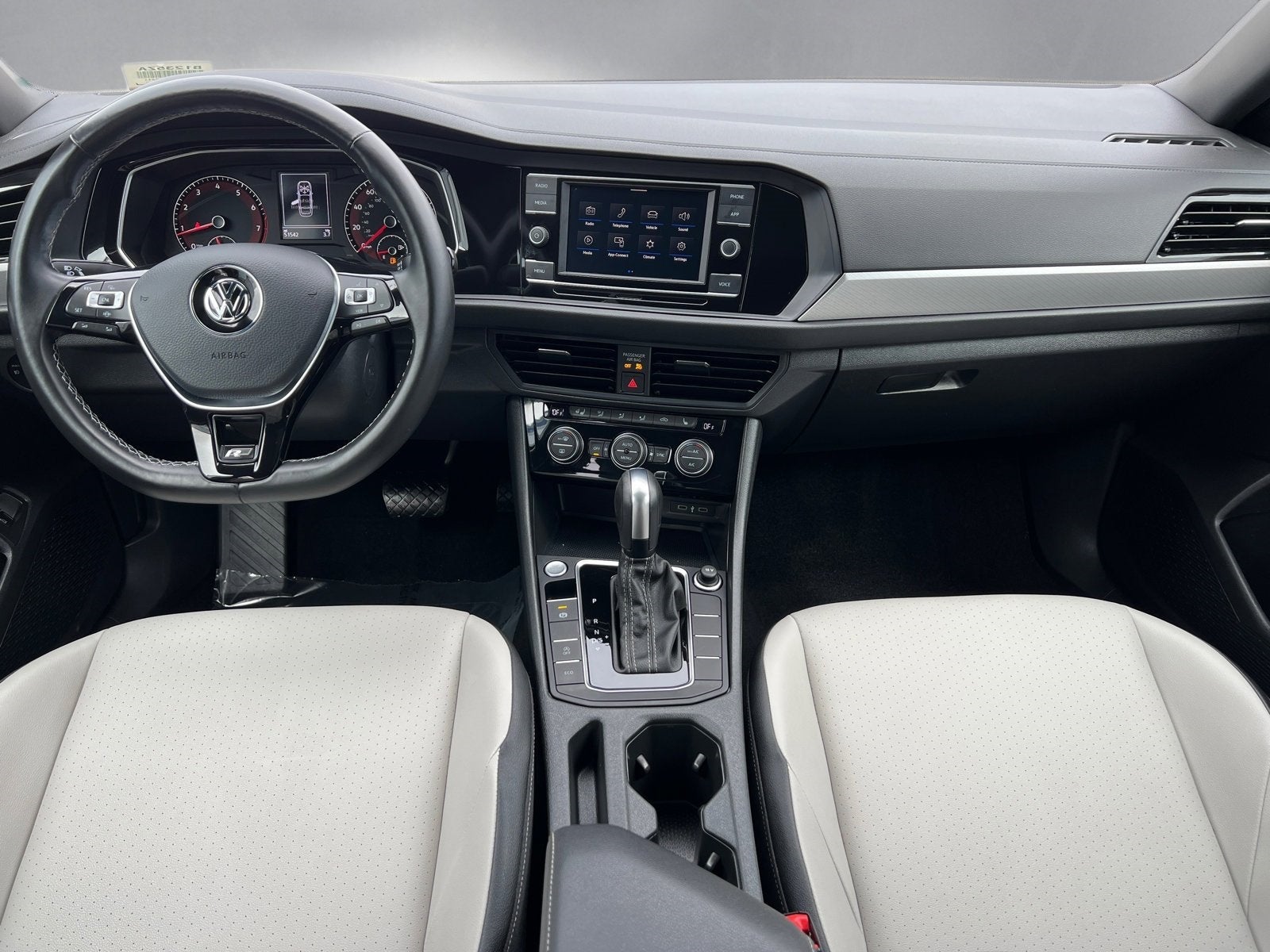 2021 Volkswagen Jetta R-Line