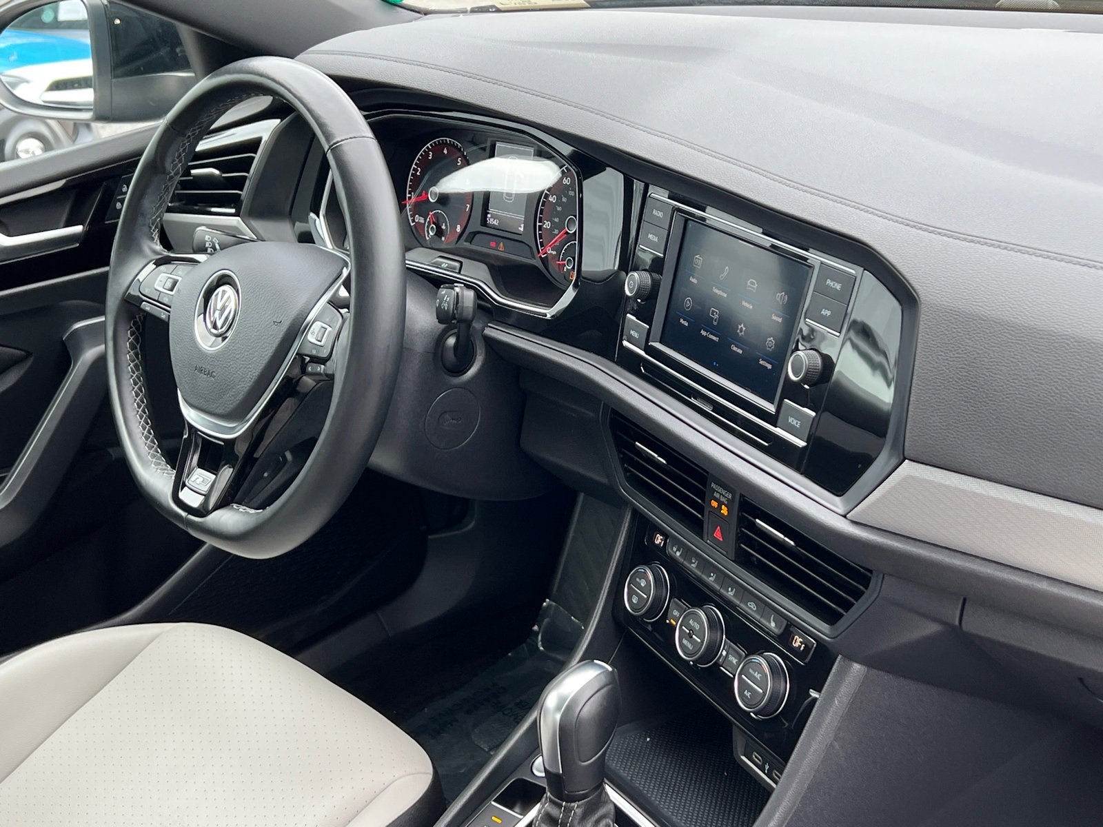 2021 Volkswagen Jetta R-Line