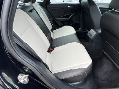 2021 Volkswagen Jetta R-Line