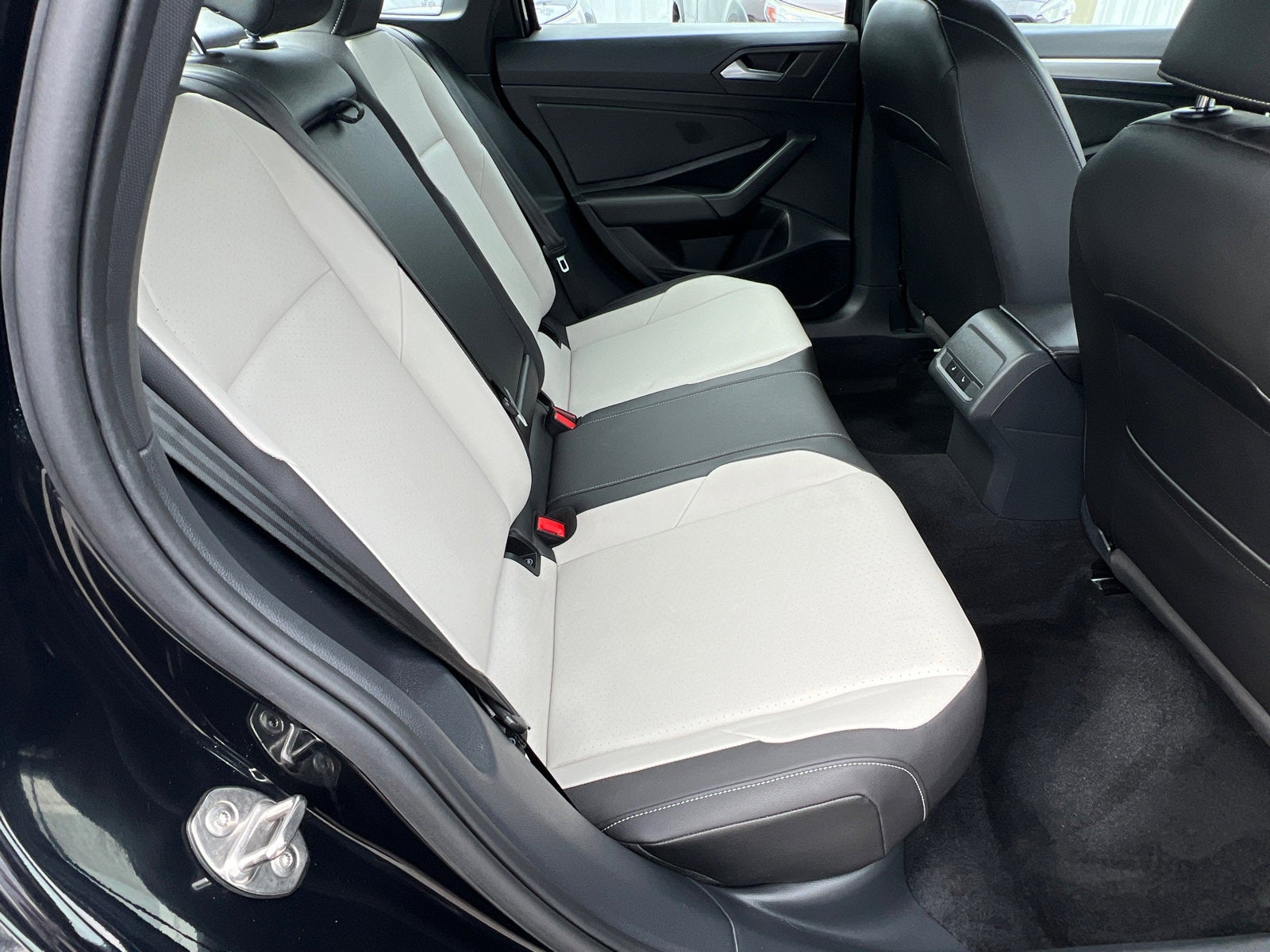 2021 Volkswagen Jetta R-Line