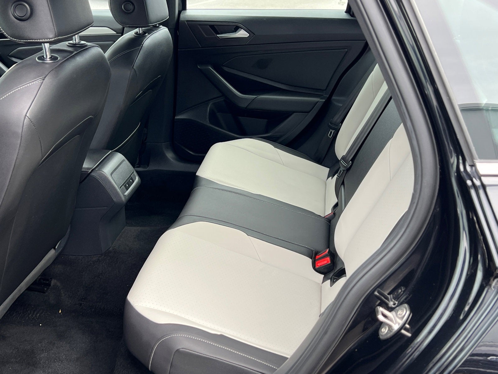 2021 Volkswagen Jetta R-Line