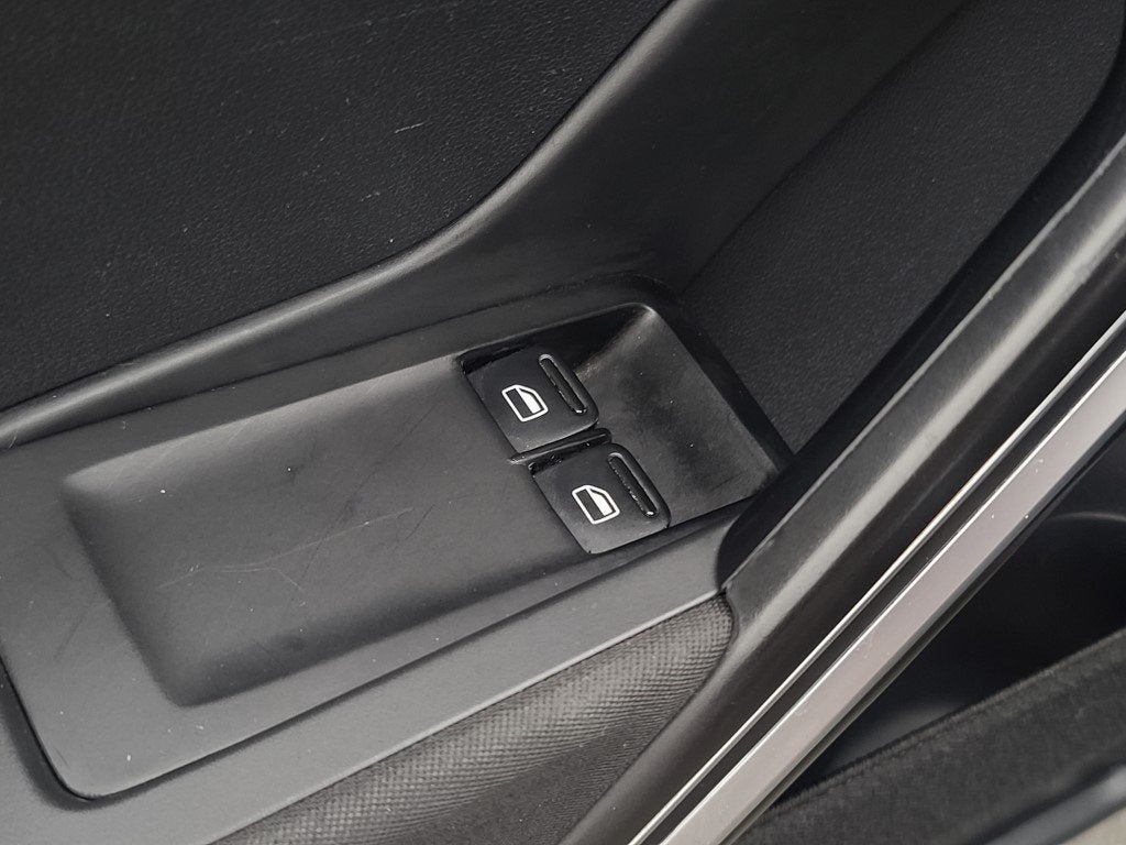 2019 Volkswagen Beetle 2.0T S