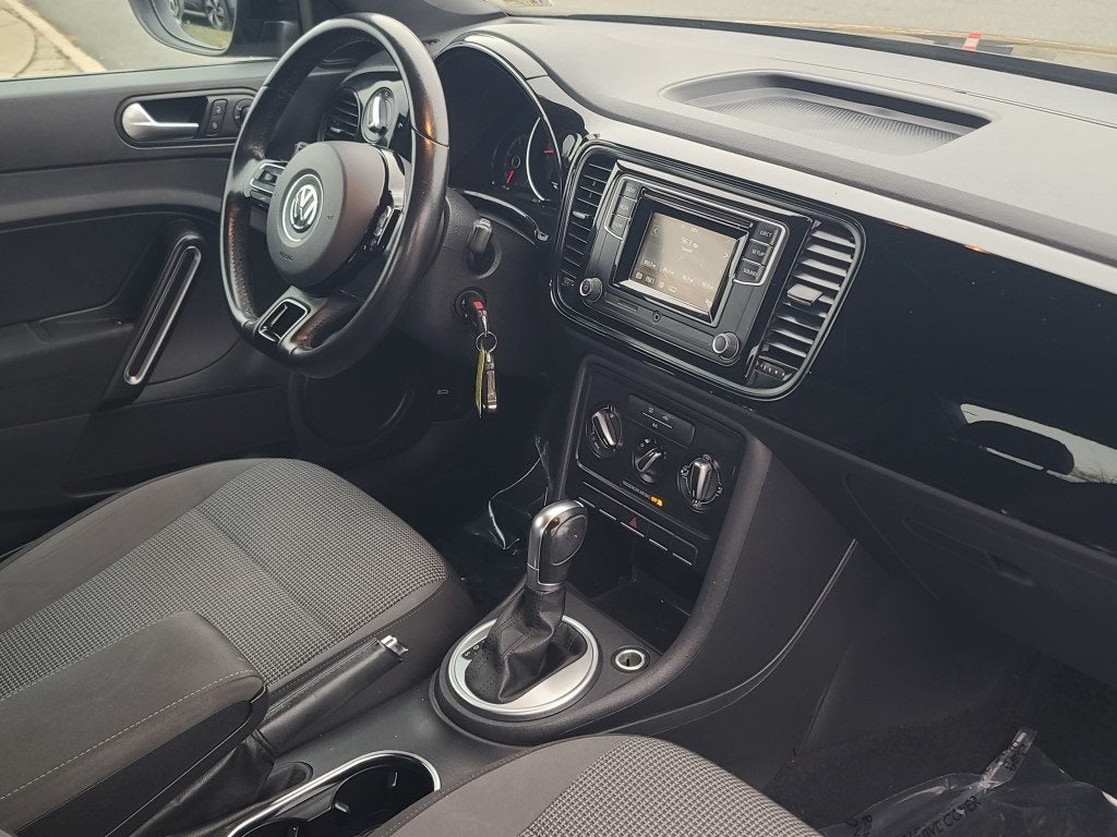 2019 Volkswagen Beetle 2.0T S