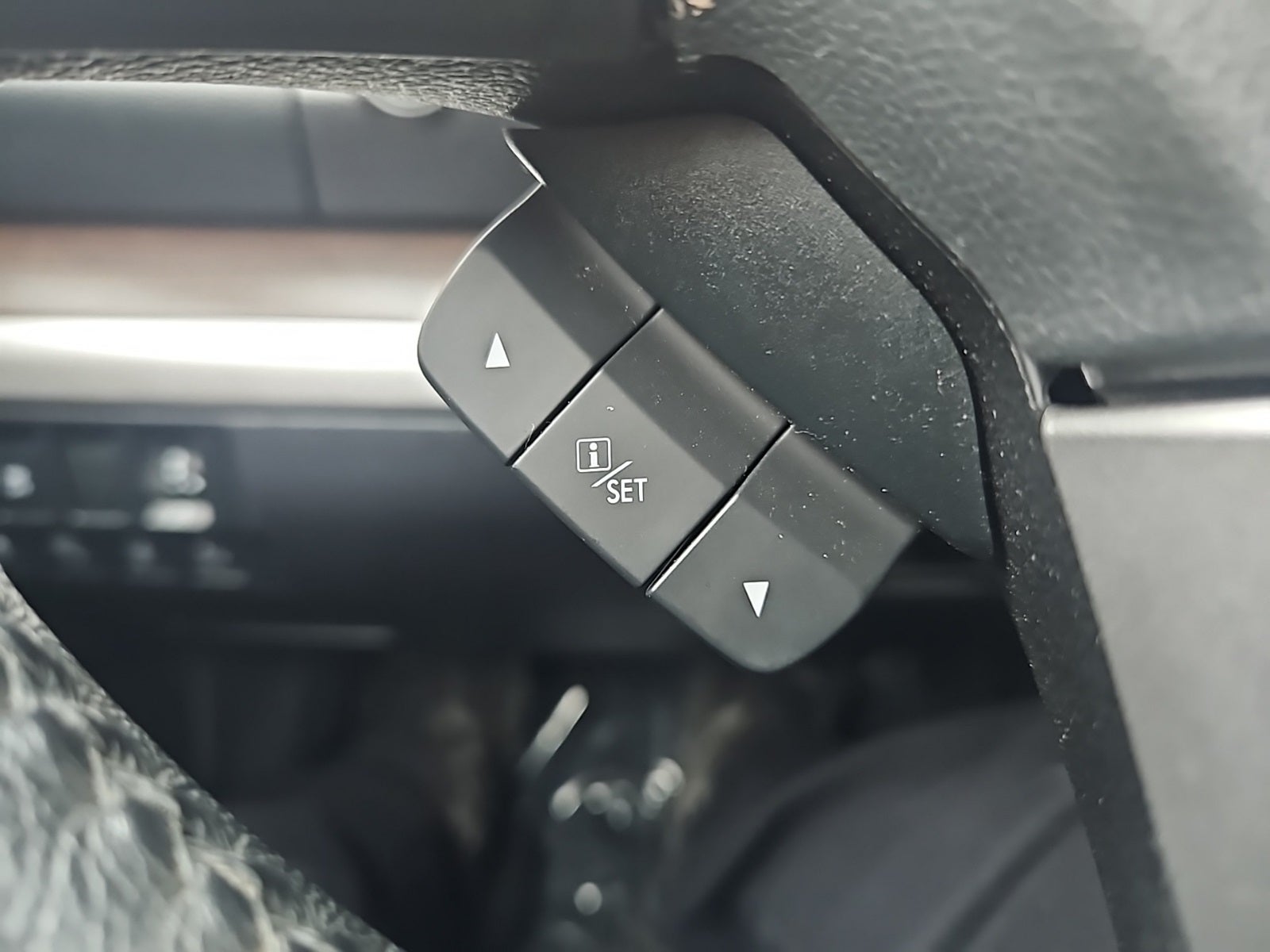 2017 Subaru Legacy 3.6R Limited