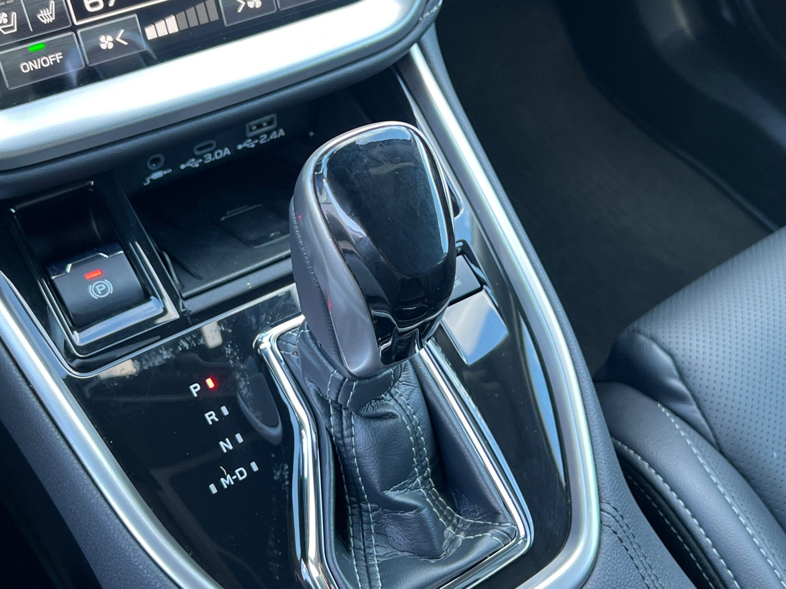 2025 Subaru Outback Touring XT