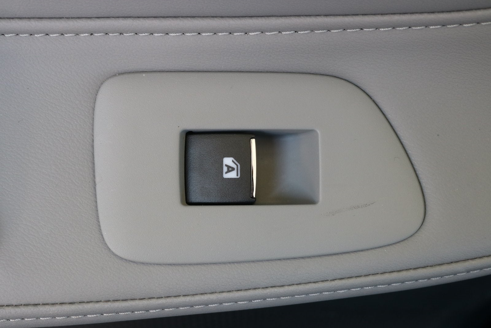 2022 Toyota Avalon XLE