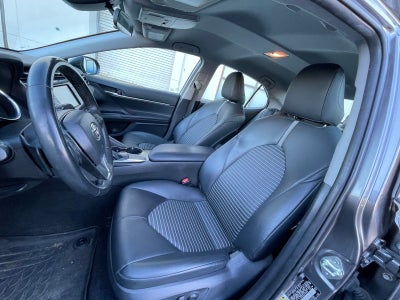 2018 Toyota Camry SE